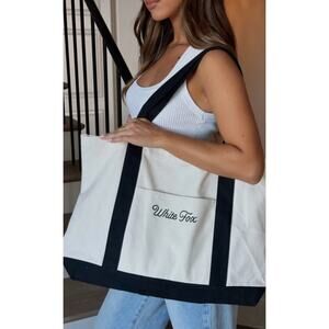 NWT White Fox Boutique On The Move Tote Bag Black